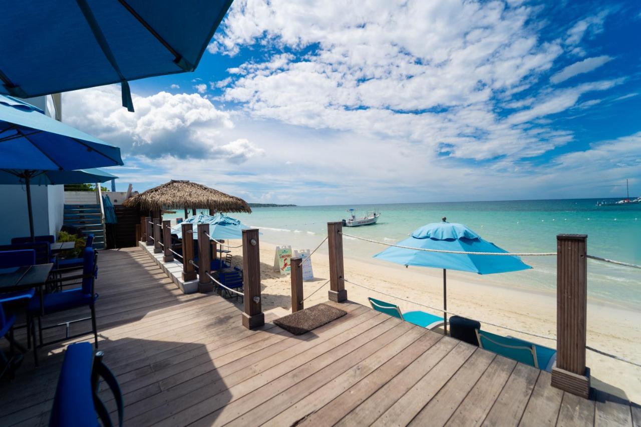 Blue Skies Beach Resort Negril Luaran gambar