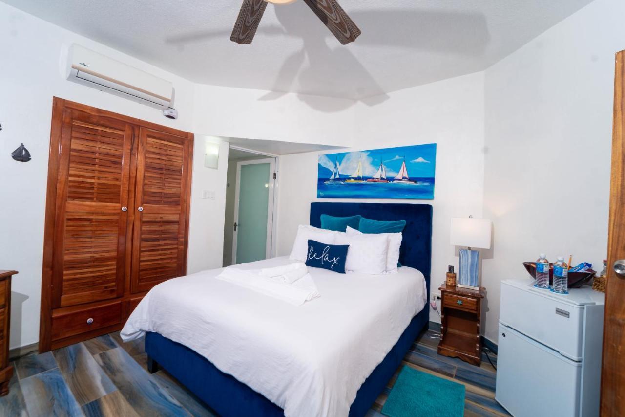 Blue Skies Beach Resort Negril Luaran gambar