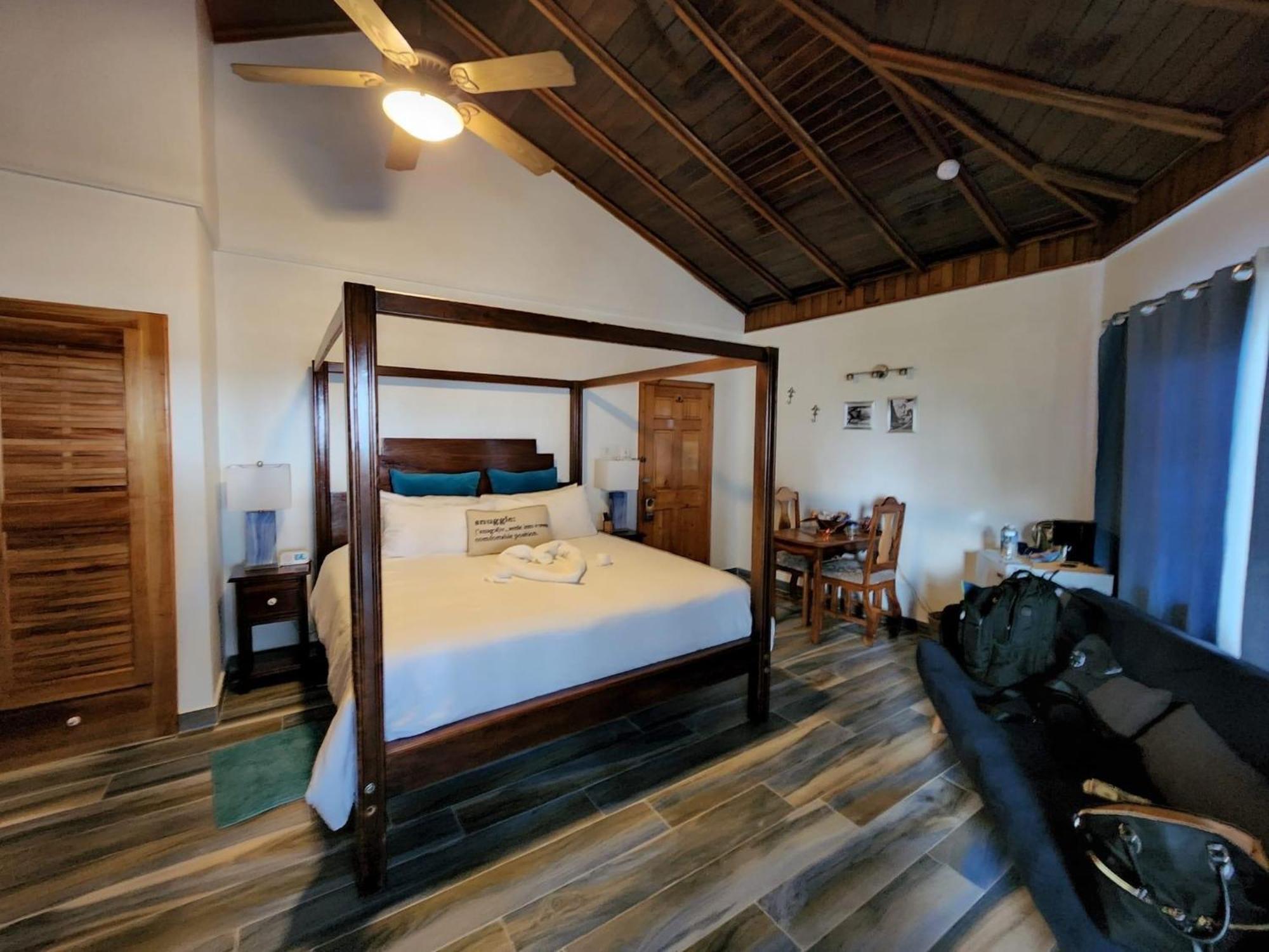 Blue Skies Beach Resort Negril Luaran gambar