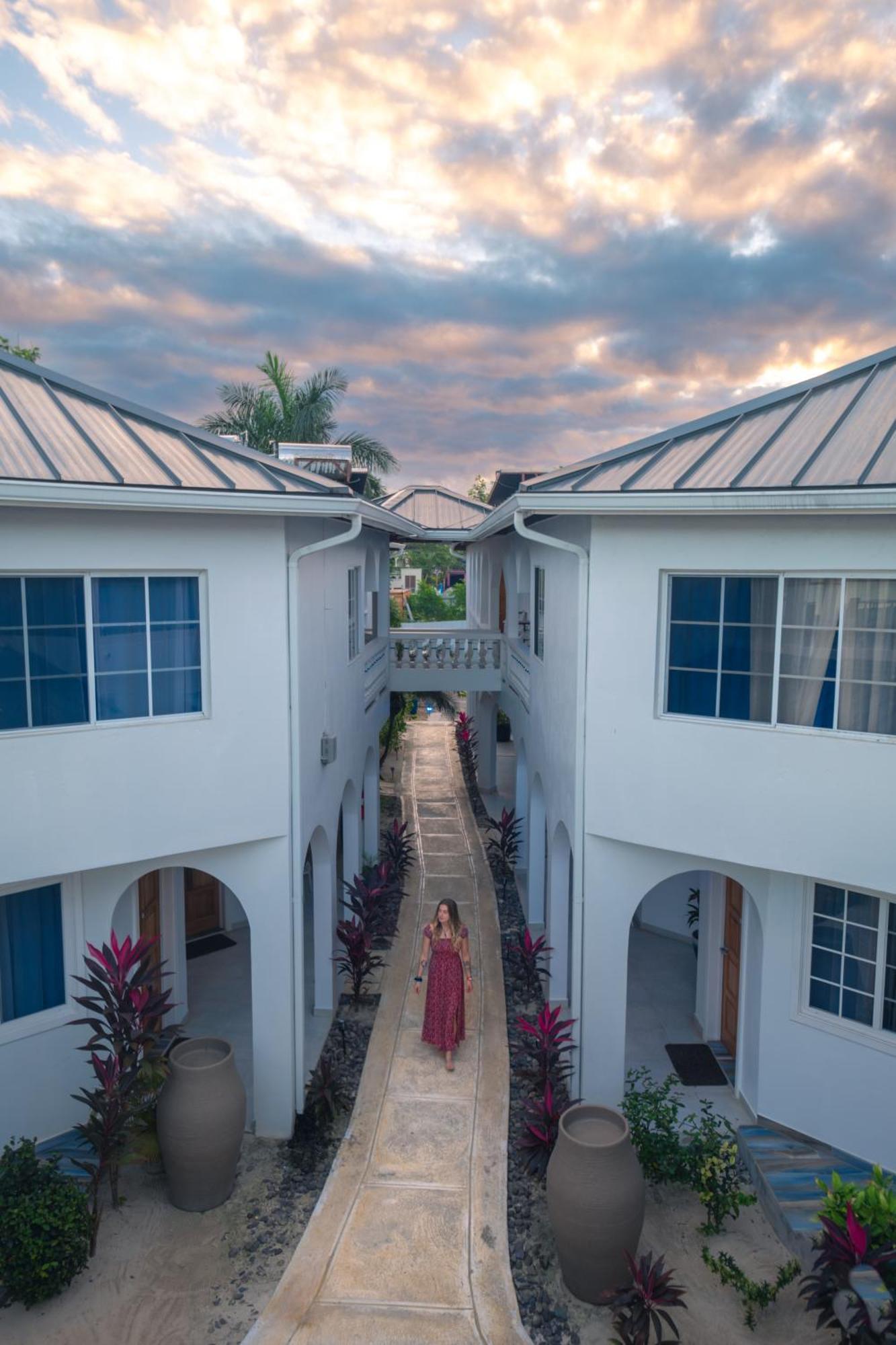 Blue Skies Beach Resort Negril Luaran gambar